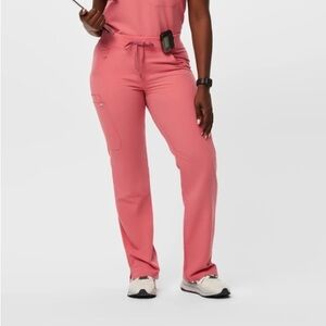Figs Women’s Desert Rose Catarina One-pocket scrub top and Kade Cargo scrub pant